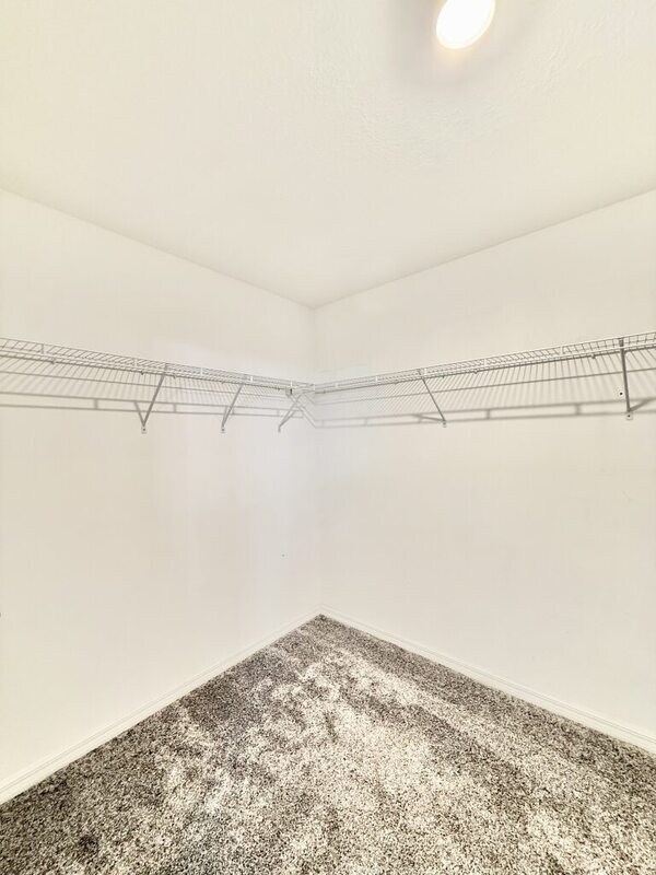 Building Photo - 17134 White Mangrove Dr