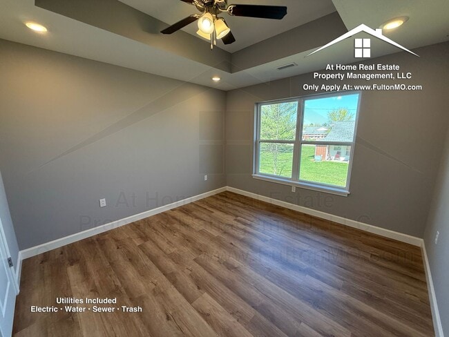 Building Photo - 2610 N Bluff St