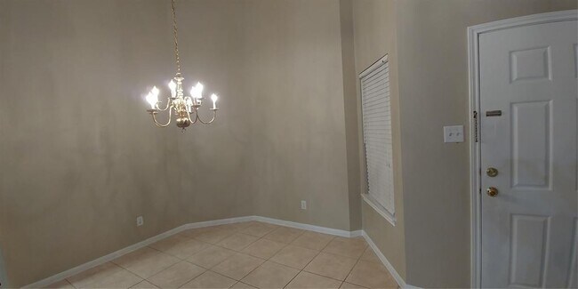 Building Photo - 14102 Lindencroft Ct