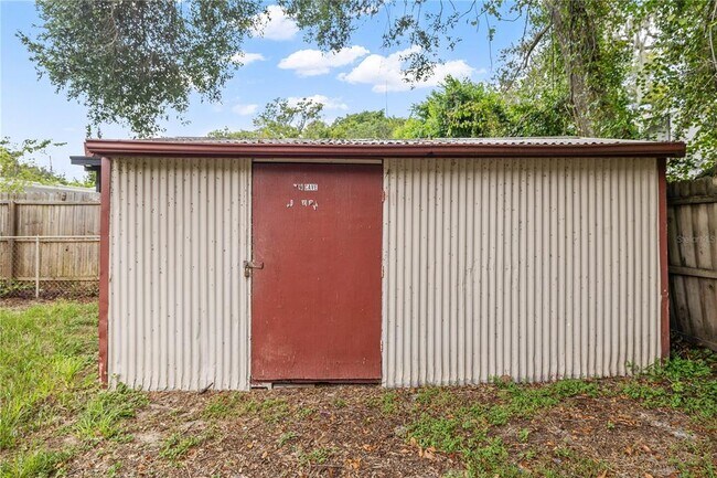Building Photo - 7314 Sequoia Dr