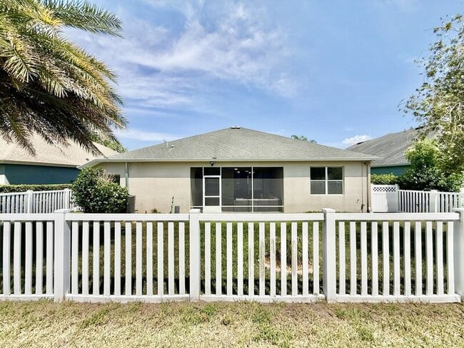 Building Photo - 11449 Newgate Crest Dr