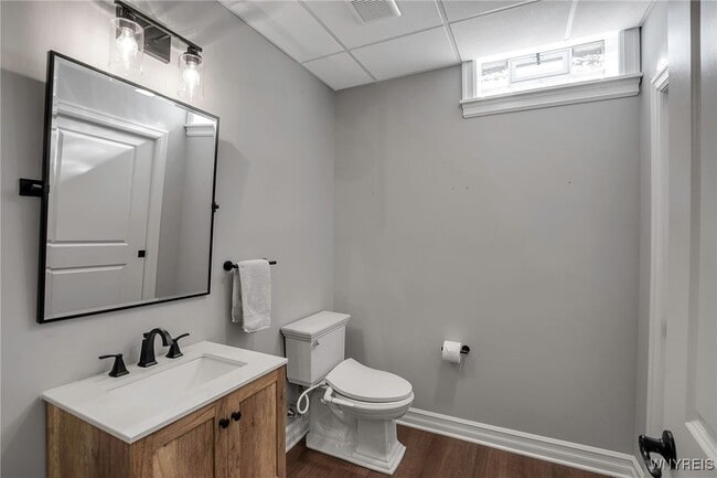 Building Photo - 5330 Holly Glen Ct