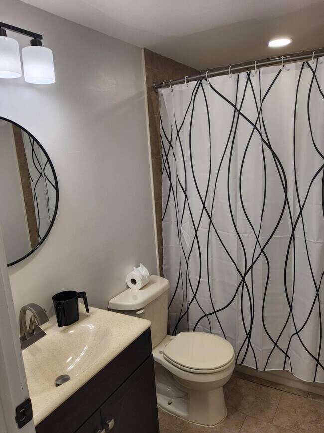 Building Photo - 13 Beth Mor Rd