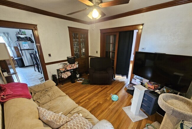 Building Photo - 58 Winship St
