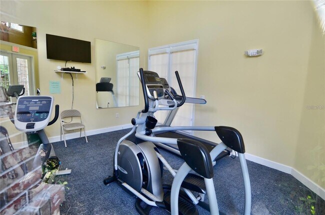 Building Photo - 7729 Plantation Cir