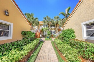 Building Photo - 2365 Bayou Ln