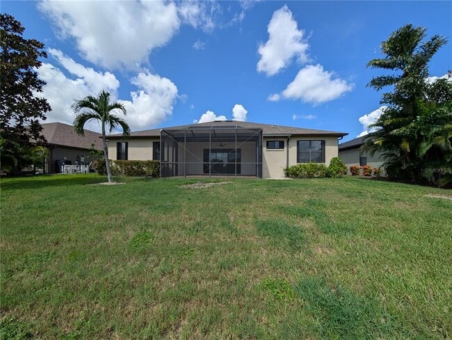Building Photo - 5303 Moon Shell Dr