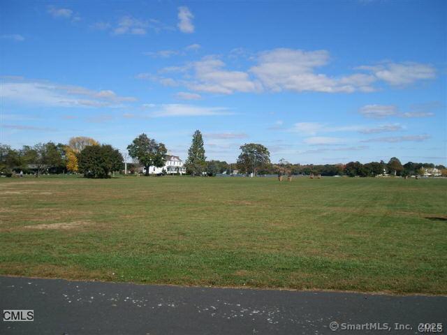 Building Photo - 637 Cove Rd