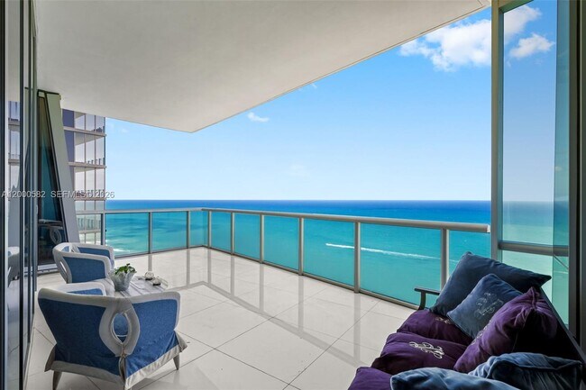 Building Photo - 17121 Collins Ave