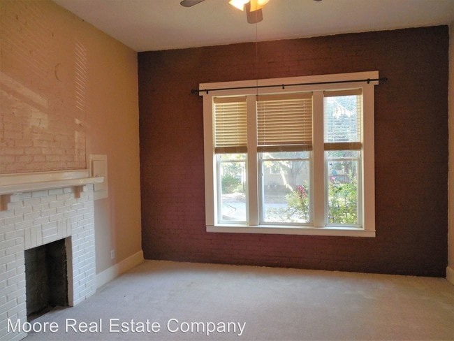 Building Photo - 2 br, 1.5 bath House - 603A N. 6th St.