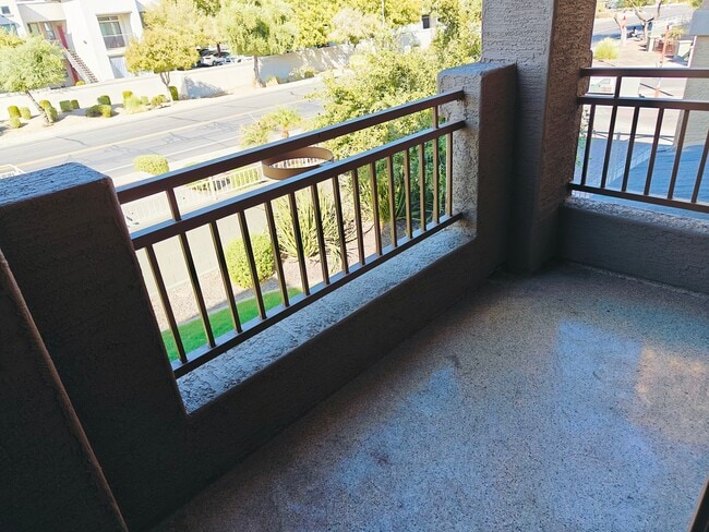 Balcony - 900 S 94th St