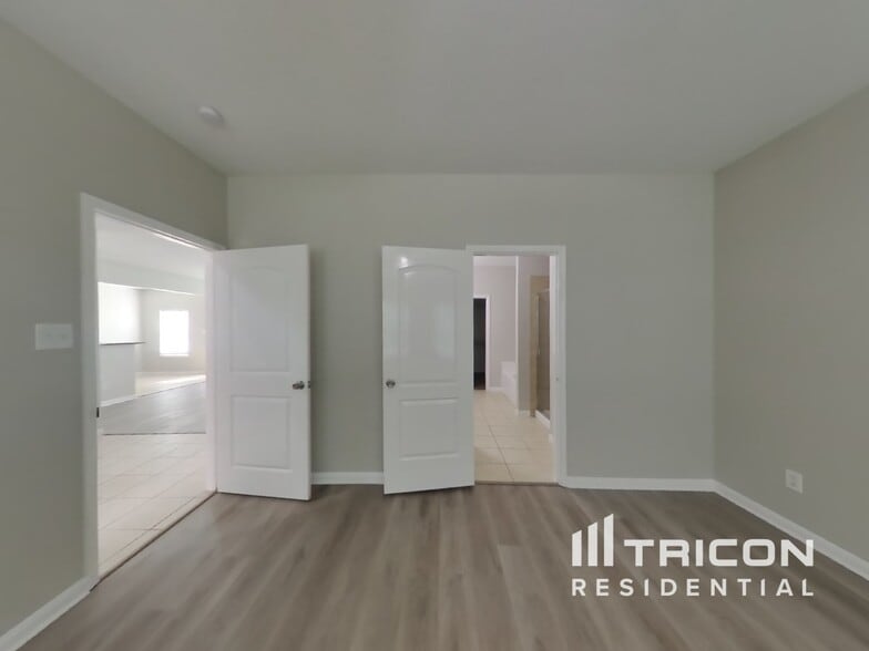 Building Photo - 20526 Freedom River Dr