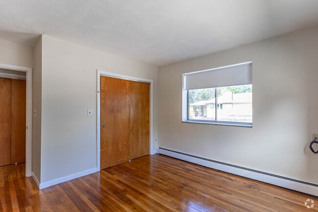 Unit 105 bedroom. - 9 Carol Cir