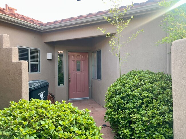 Building Photo - 811 Dusty Rose Dr