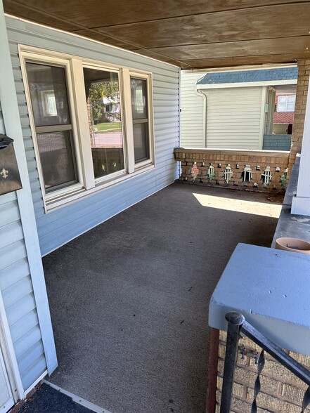 Building Photo - 2101 Waterbury Rd