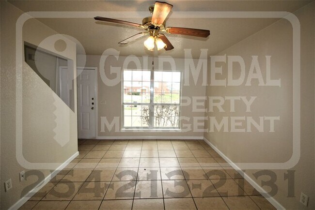 Building Photo - 4008 Pilgram Dr