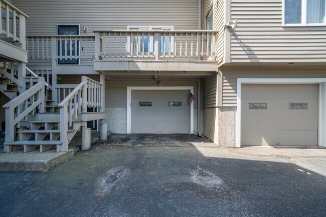 Building Photo - 125 Chapin Rd