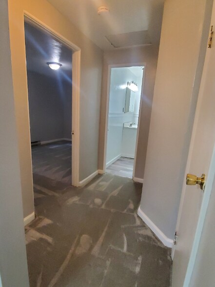 Building Photo - 2767 Churchview Ave