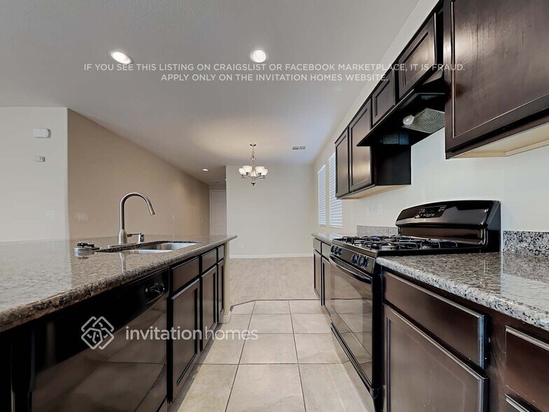 Building Photo - 6856 Big Ben Ranch St