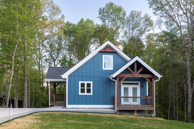 Primary Photo - 2045 Southfork Dr