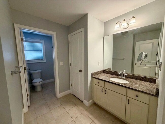 Building Photo - 75 Deerwood Dr