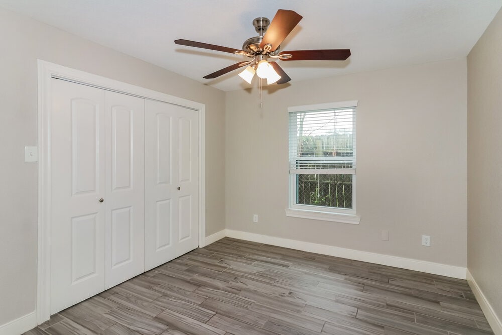 Building Photo - 1140 Glenda St