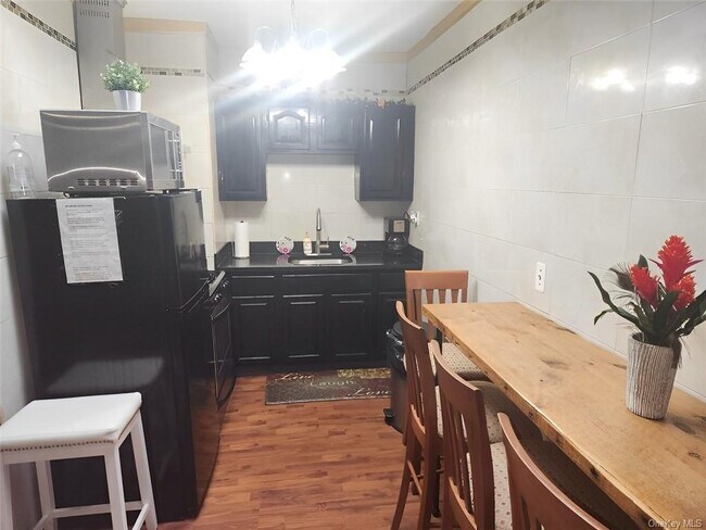 Building Photo - 145-115 Guy R Brewer Blvd