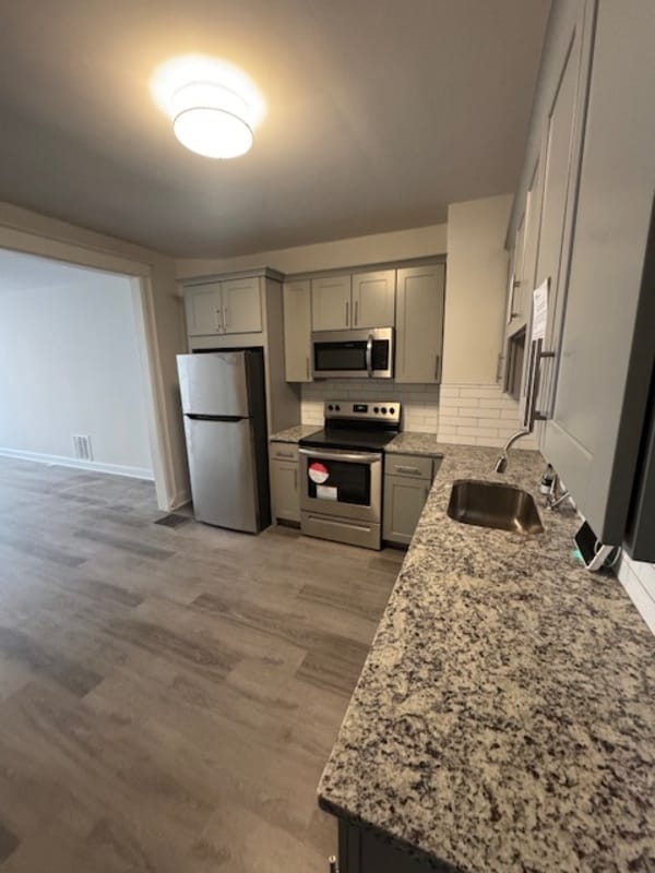 Building Photo - 821 N Collington Ave