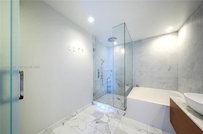 Building Photo - 10203 Collins Ave