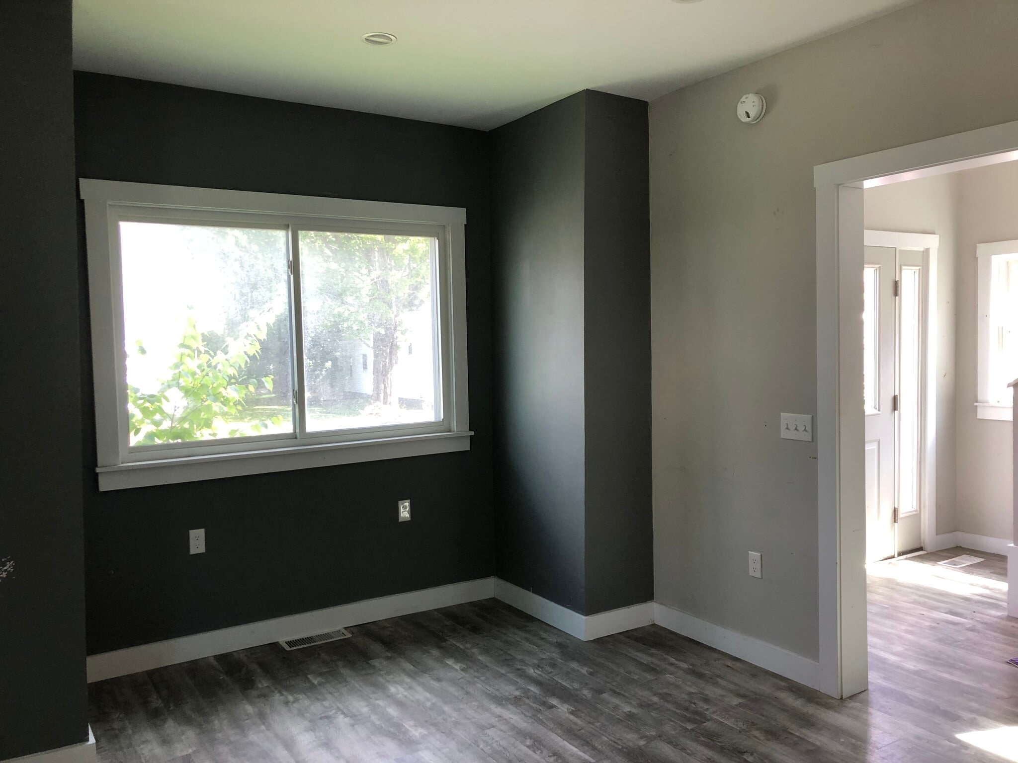 Building Photo - 141 Peltoma Ave