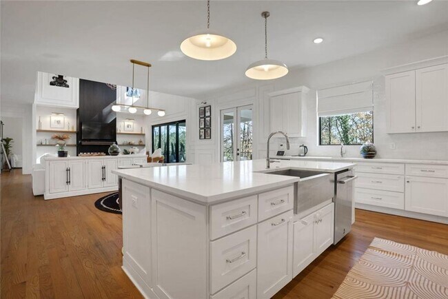 Building Photo - 1200 Moores Mill Rd NW