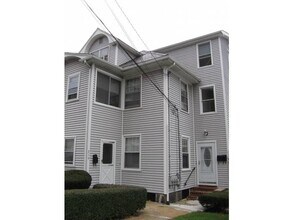 Building Photo - 217 Kendrick Ave