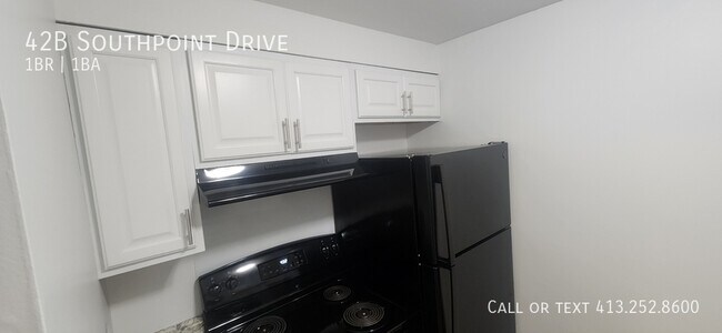 Building Photo - 42B Southpoint Drive-