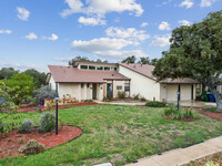Building Photo - 4602 Pinecomb Woods St