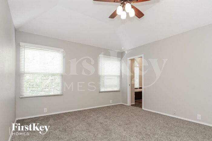 Building Photo - 1500 Park Chase Ave