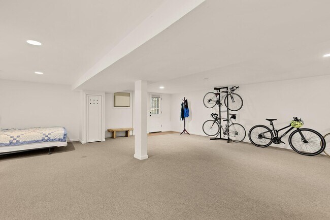 Building Photo - 4012 7th St NW