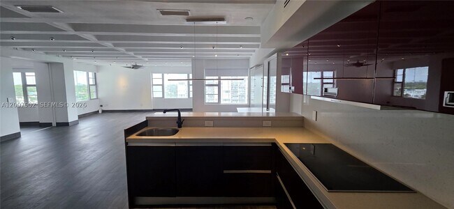Building Photo - 5255 Collins Ave