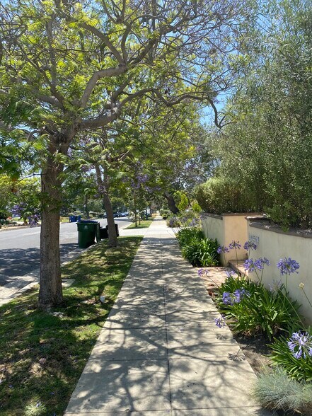 Quiet residential street. - 10563 Cushdon Ave