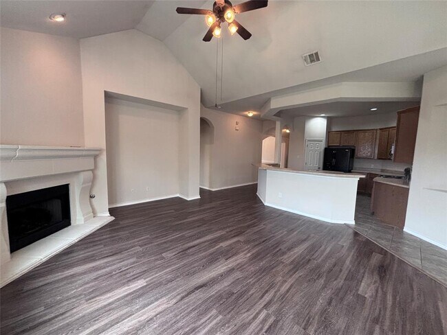 Building Photo - 3906 Links Ln