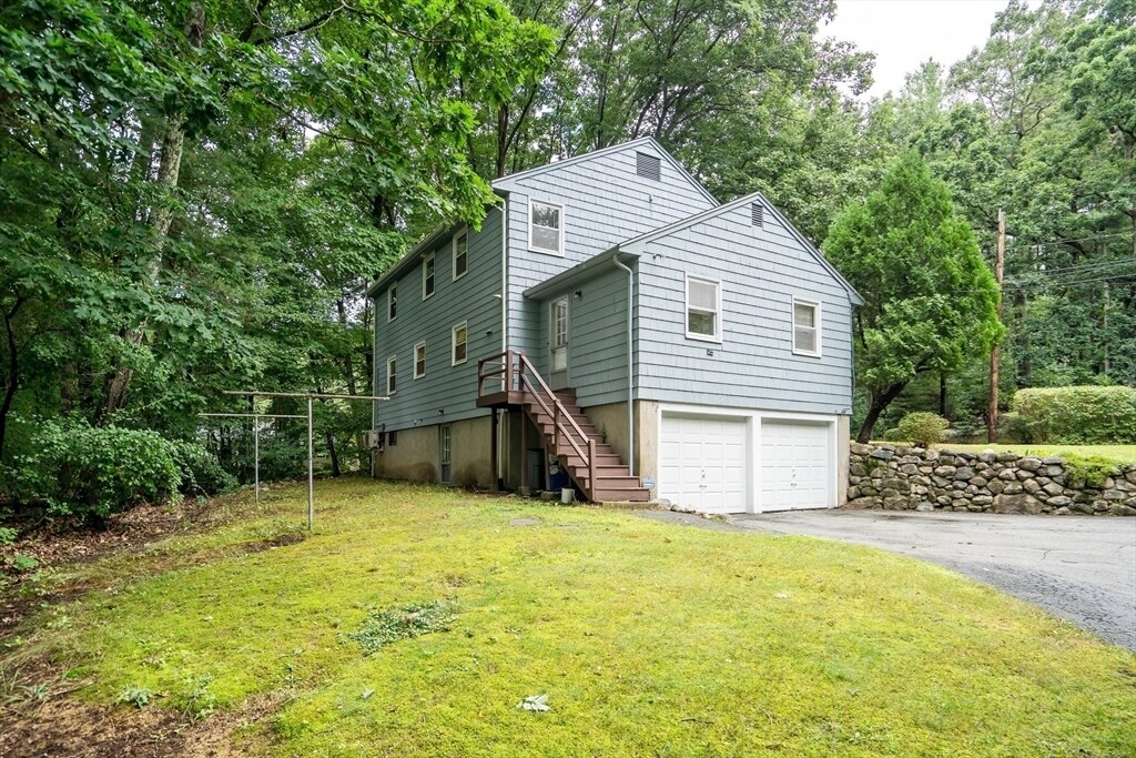 Building Photo - 32 Dewey Rd