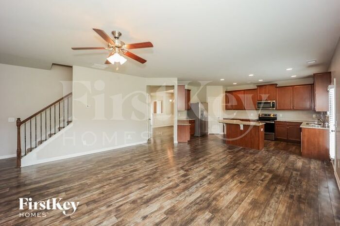 Building Photo - 12 Cliffbriar Terrace