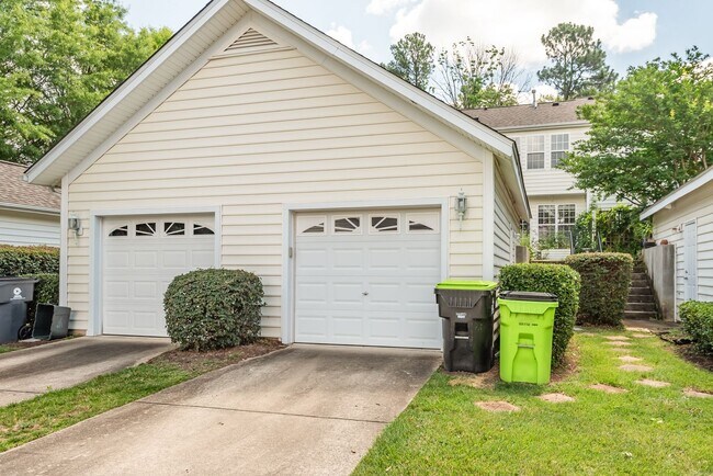 Building Photo - Hope Valley Farms Townhouse