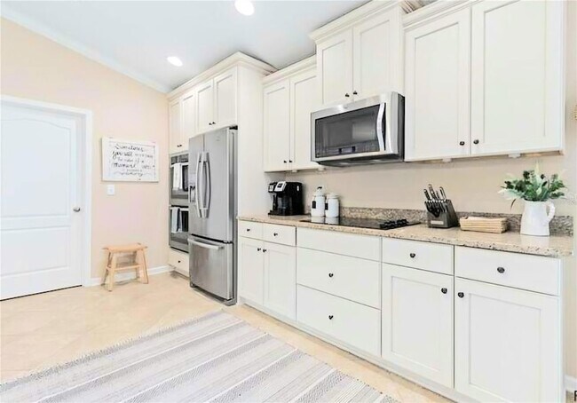Building Photo - 59 Auberry Dr
