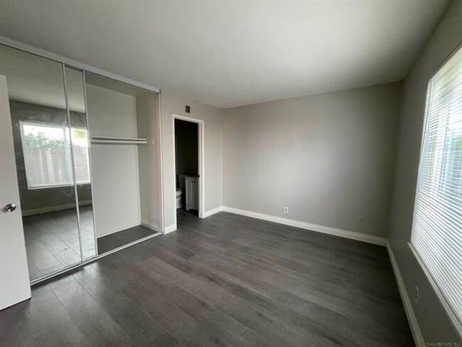 Building Photo - 8631 Menkar Rd