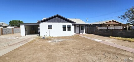 Building Photo - 137 N Magnolia Ave