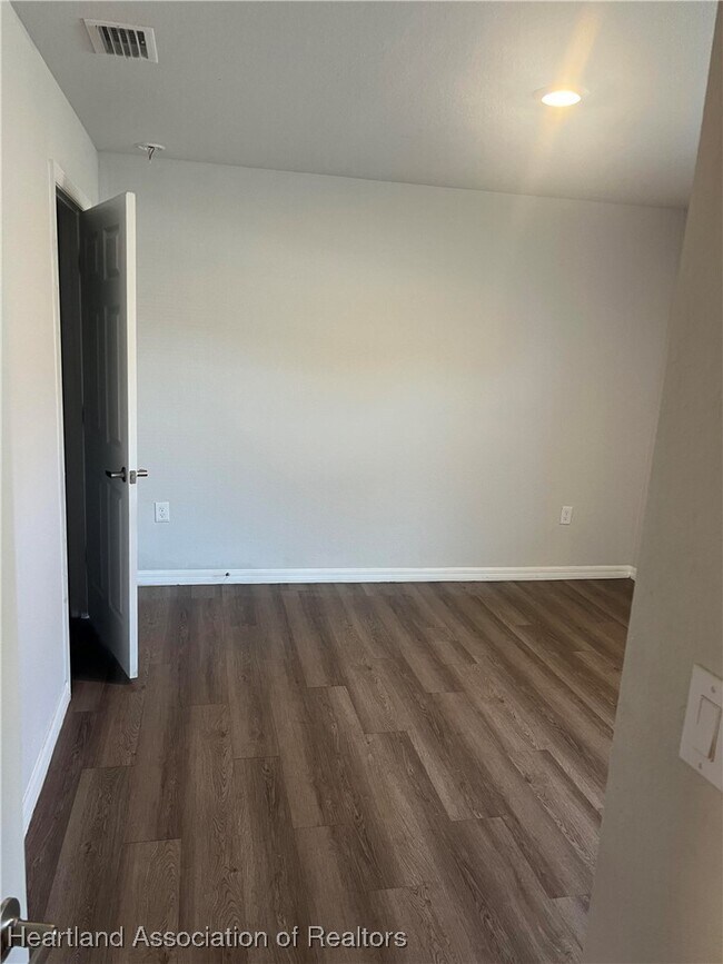 Building Photo - 1452 Stone Ridge Cir