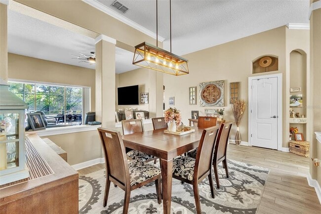 Building Photo - 9957 Oak Quarry Dr