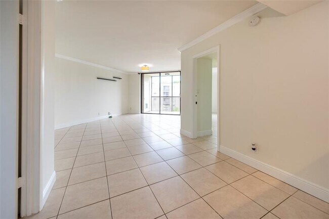 Building Photo - 10401 W Broward Blvd