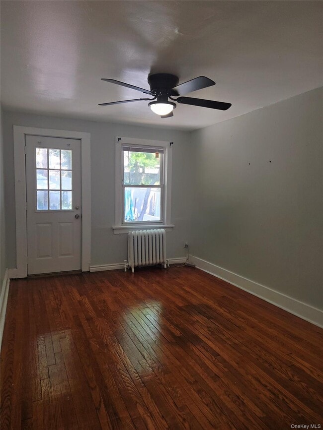 Building Photo - 139 Sickles Ave