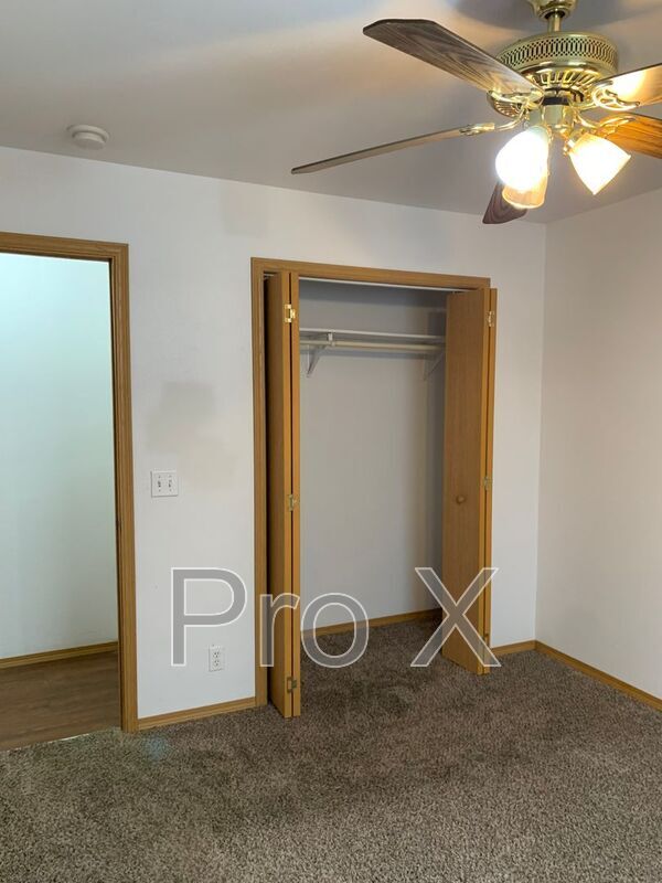 Building Photo - 4569 E Zora St